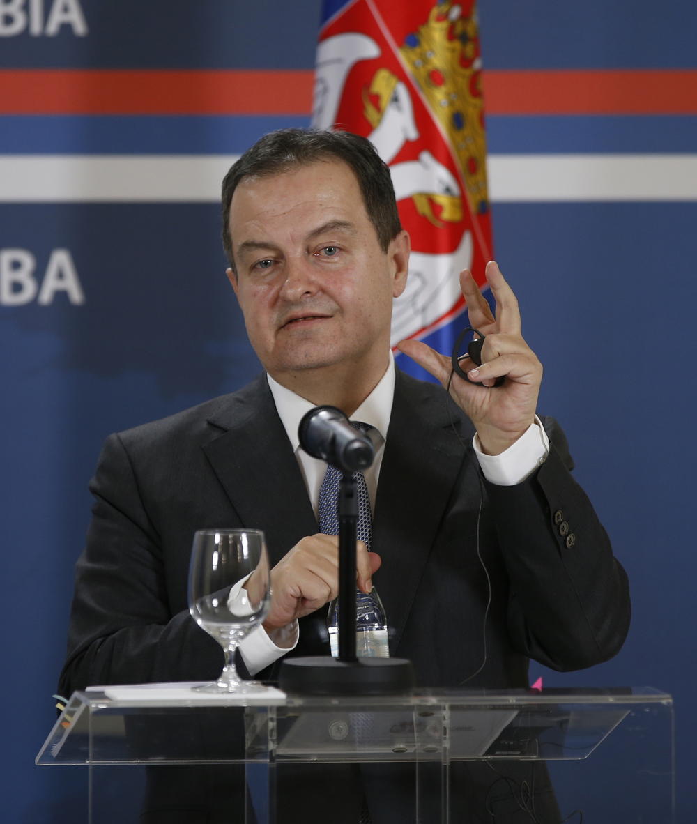 Ivica Dačić je naveo ime jednog od zaraženih diplomata