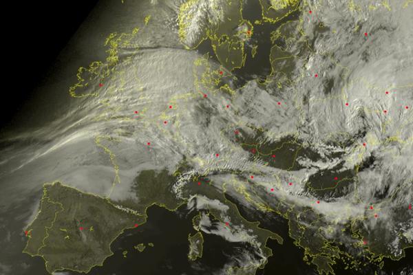 STIŽE DRASTIČNA PROMENA VREMENA: Ide NAJHLADNIJI MOGUĆI TALAS, u ovom delu Evrope očekuje se i METAR SNEGA!