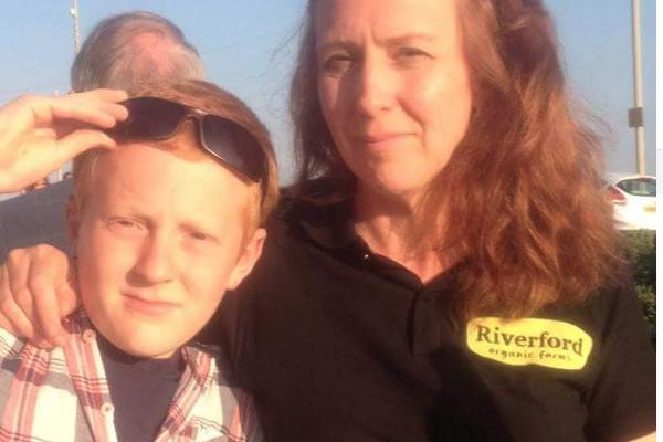 DOŠAO JE IZ ŠKOLE I UZEO ŠAKU TABLETA: Majka otkrila potresne POSLEDNJE REČI sina koji se ubio zbog MALTRETIRANJA!