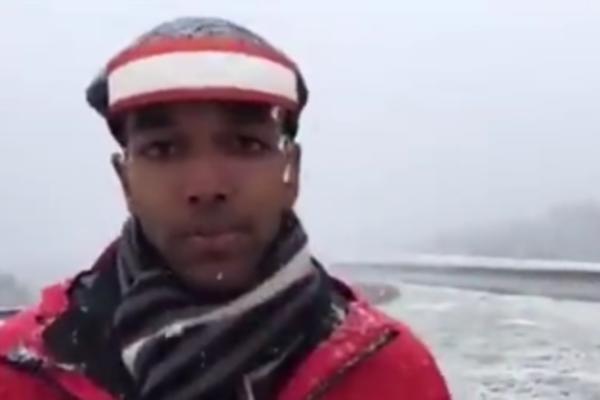 URNEBESNA GREŠKA U VREMENSKOJ PROGNOZI: Voditelj nije shvatio šta se dešava, gledaoci UMRLI OD SMEHA (VIDEO)