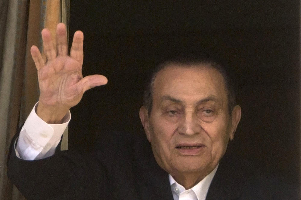 PREMINUO HOSNI MUBARAK: Bio je 30 godina na vlasti pre nego što je NASILNO SVRGNUT!