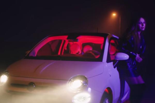 NAŠA PEVAČICA 1. BRAK NE SPOMINJE, A DRUGOG MUŽA JE OSTAVILA POSLE 45 DANA: Čim je dobila dete IZNENADILA POTEZOM!