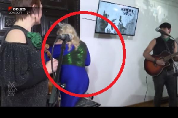 NAŠOJ PEVAČICI POZLILO TOKOM NASTUPA! Preznojila se, zaplakala, pa POBEGLA sa bine...Kamera SVE SNIMILA!