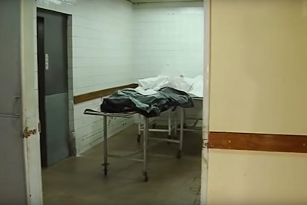 LOMIO JE ŽENI RUKE I TUKAO JE ČIME JE STIGAO: Užasni detalji smrti supružnika u Gostivarskoj ulici!