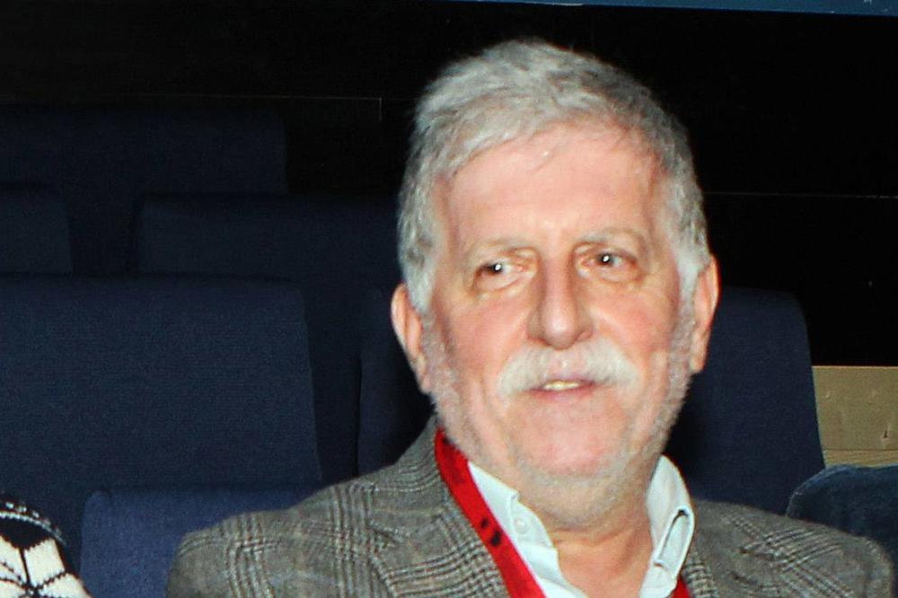 SIT SAM VIŠE, MALO MI SE GADE! Peca Popović se opet oglasio nakon zabrane promocije KNJIGE! OVOG PUTA JE BIO OŠTAR