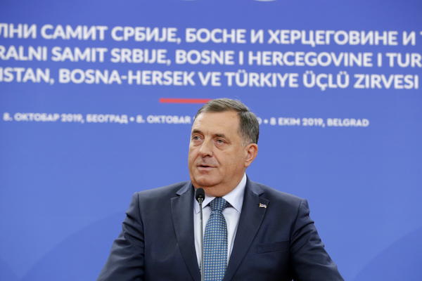 MILORAD DODIK: Funkcija visokog predstavnika više nije ni potrebna niti koristna za BiH