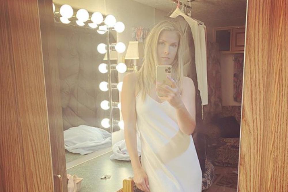 U SRBIJI JE SVE VIŠE MANEKENKI I GLUMICA KOJE OVAKO POKUŠAVAJU POSTATI POZNATE: LJUBAVNICA izvela prevaru veka