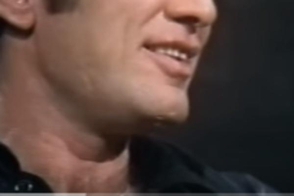 UMRO ČUVENI GLUMAC: Svi su gledali ove filmove u kojima je igrao! (VIDEO)