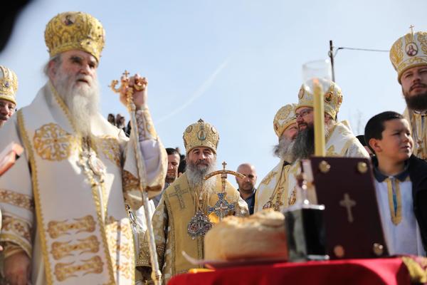 ŠEF MILOVE POLICIJE USRED LITIJE RAZBESNEO I SRBE I CRNOGORCE: O onome što je uradio BRUJE OBE ZEMLJE! (FOTO)