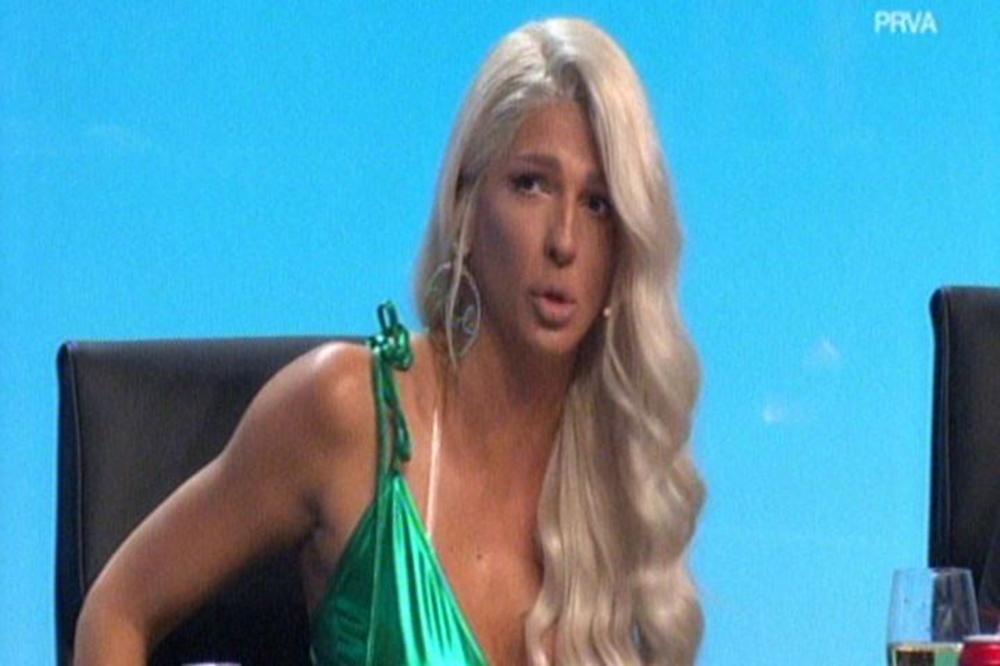 JELENA KARLEUŠA OBJAVILA DIVNU VEST, FANOVI I NJENE ĆERKE U TRANSU, PORUKE SAMO STIŽU: Evo šta je rekla o datumu!