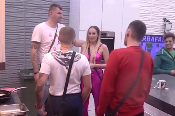 DO KADA PO UGOVORU LUNA OSTAJE U ZADRUZI? plaši se JANJUŠA da ne postane novi SLOBA