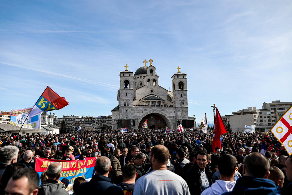 POČELA JE PRIMENA MONSTRUOZNOG ZAKONA! Kreću da popisuju IMOVINU SPC u Crnoj Gori!