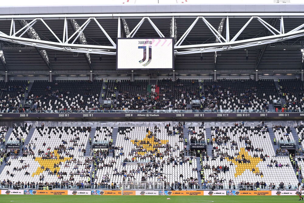 Jedna od tribina Alijanc stadiona, doma fudbalera Juventusa