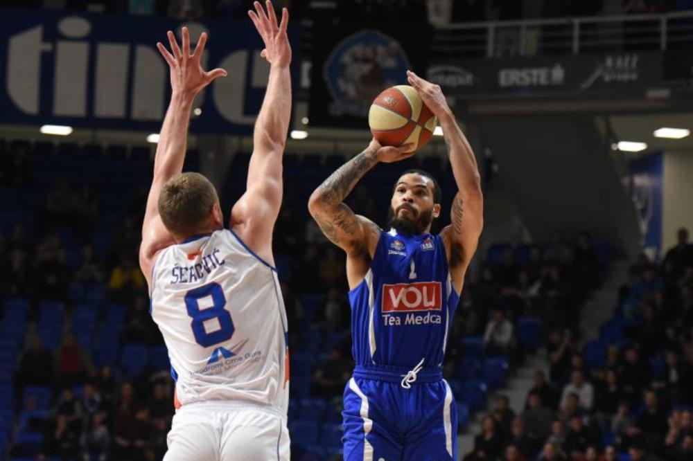 ABALIGAŠKA LUDNICA U MORAČI: Budućnost drala Mornar, Barani se vratili - a onda je usledio spektakl!