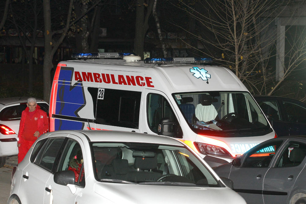 NASTAVLJA SE TALAS NASILJA U SRBIJI: Mladić BRUTALNO PRETUČEN u Nišu, hitno prebačen u Klinički centar!
