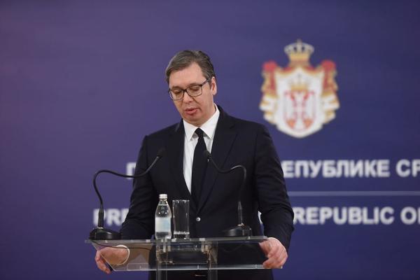 VUČIĆ POTVRDIO: Hermetički zatvaramo granice za 12 sati, u slučaju ogromnog priliva migranata!