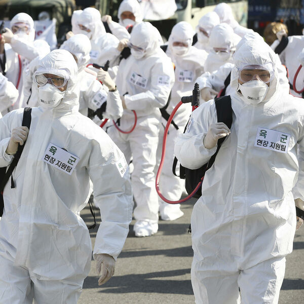 OSNIVA SE SVETSKA KOMSIJA ZA KORONU! Zna se i koji će joj biti ZADACI!