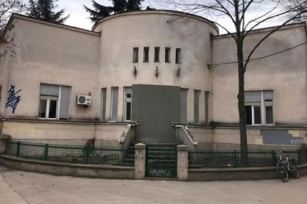 NA OVOM FAKULTETU U NIŠU SE DESILO NEŠTO TUŽNO: Vrata su zazidana, evo zbog čega!