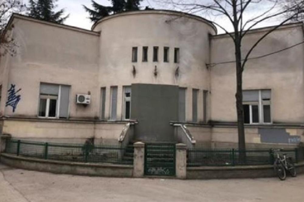 NA OVOM FAKULTETU U NIŠU SE DESILO NEŠTO TUŽNO: Vrata su zazidana, evo zbog čega!