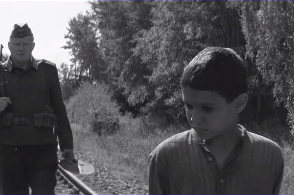 OBOJENA PTICA: Pomeranje granica šokantnog i namerno silovanje gledaoca