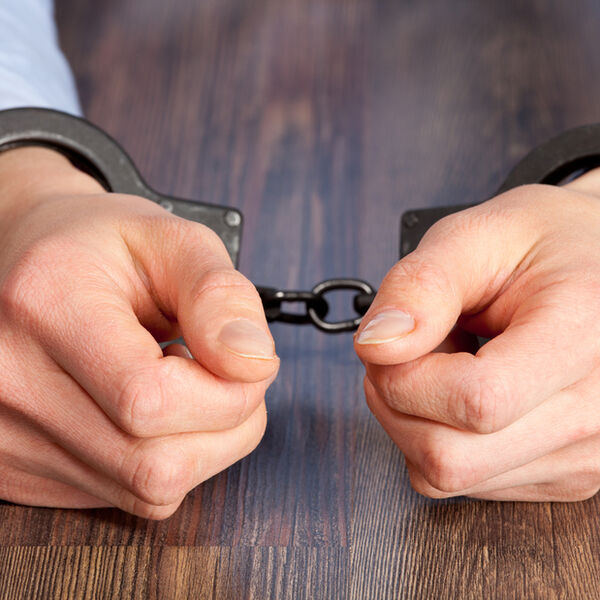 Čoveče, gde će ti duša? DRAGAN (41) IZ BEOGRADA UHAPŠEN JER JE PLJAČKA I VARAO STARE, predstavljao se kao policajac