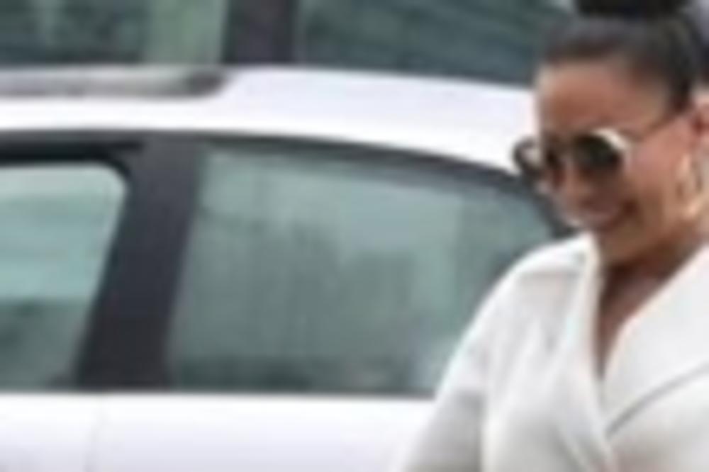 CECA DANAS ŠOKIRALA OVIM DETALJEM KADA JE DOŠLA NA SUĐENJE! Njena autfit vredi kao OMANJI STAN U BEOGRADU!