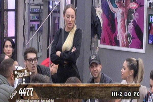 Prozvali je gledaoci: Luna, odmah si uskočila u Markov krevet!