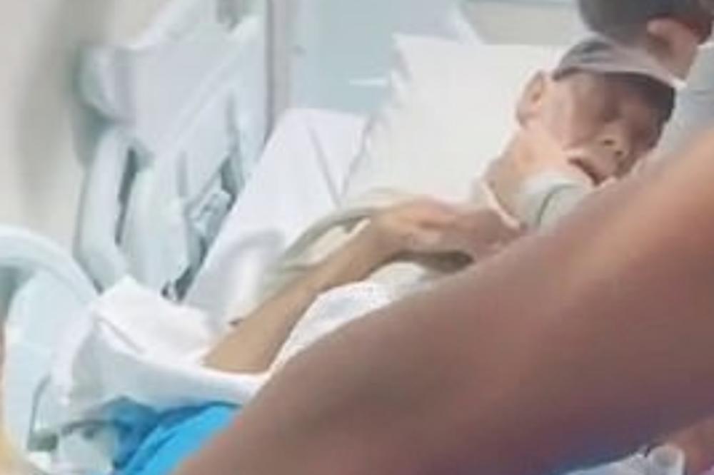 DEKA JE NA SAMRTI IMAO SAMO JEDNU ŽELJU: Unuka se svojski potrudila da mu to ispuni - snimak je POTRESAN (VIDEO)