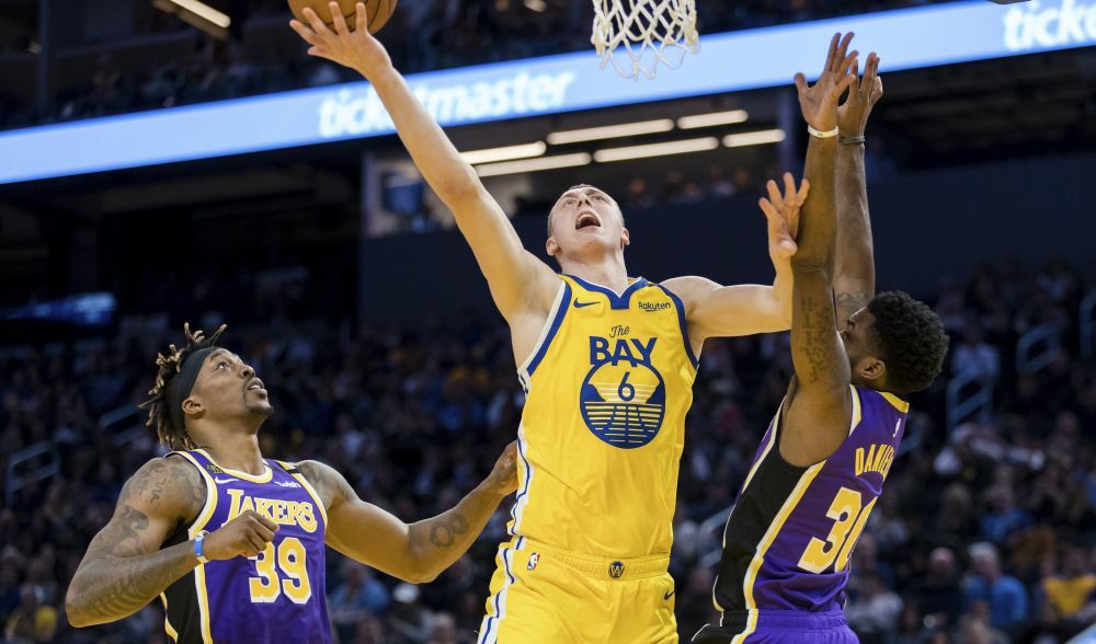 Alen Smailagić, Dvajt Hauard, Troj Denijels