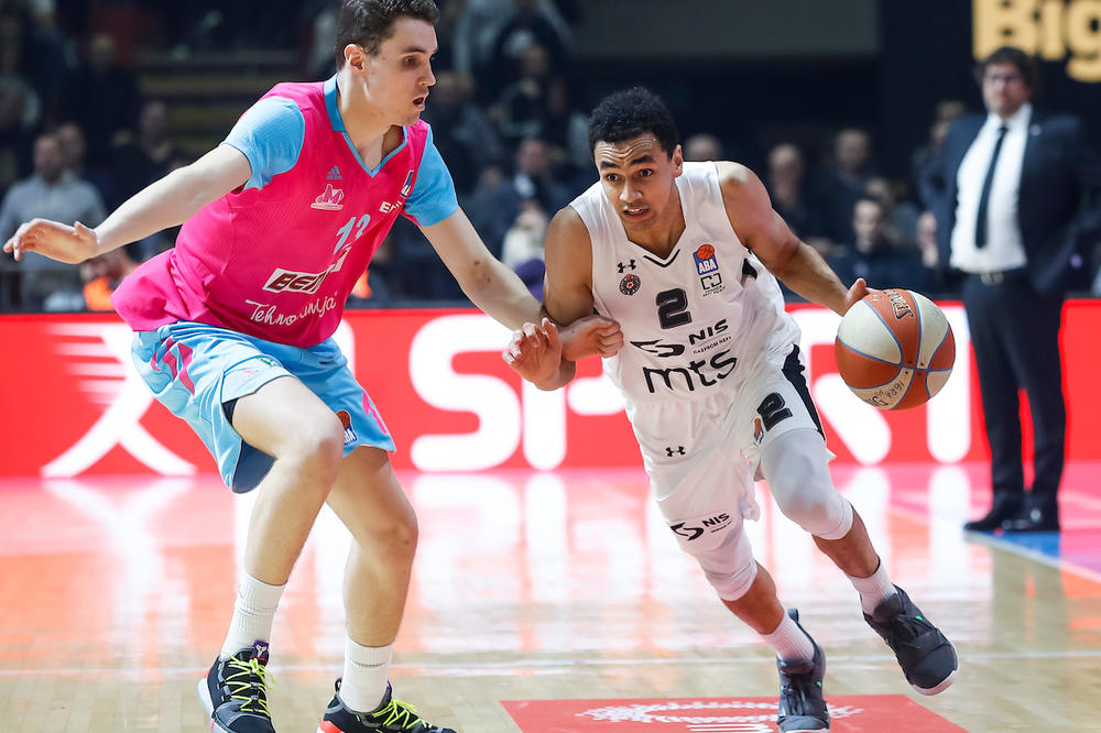 NAPRAVIO ČUDO ZA 25 MINUTA NA TERENU: Megin klinac ostvario brojku koja je san snova!