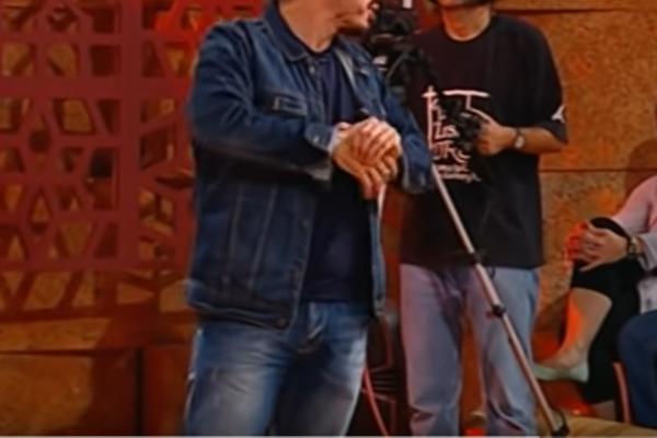 Poznati pevač je nekada bio MILJENIK žena, a sada se UGOJIO, pustio stomak! NEPREPOZNATLJIV! (FOTO)