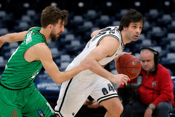 TRENTO DOBIO LOKOMOTIVU I IZJEDNAČIO SE SA PARTIZANOM! Teodosić briljirao u novoj pobedi Virtusa, krah Mornara!