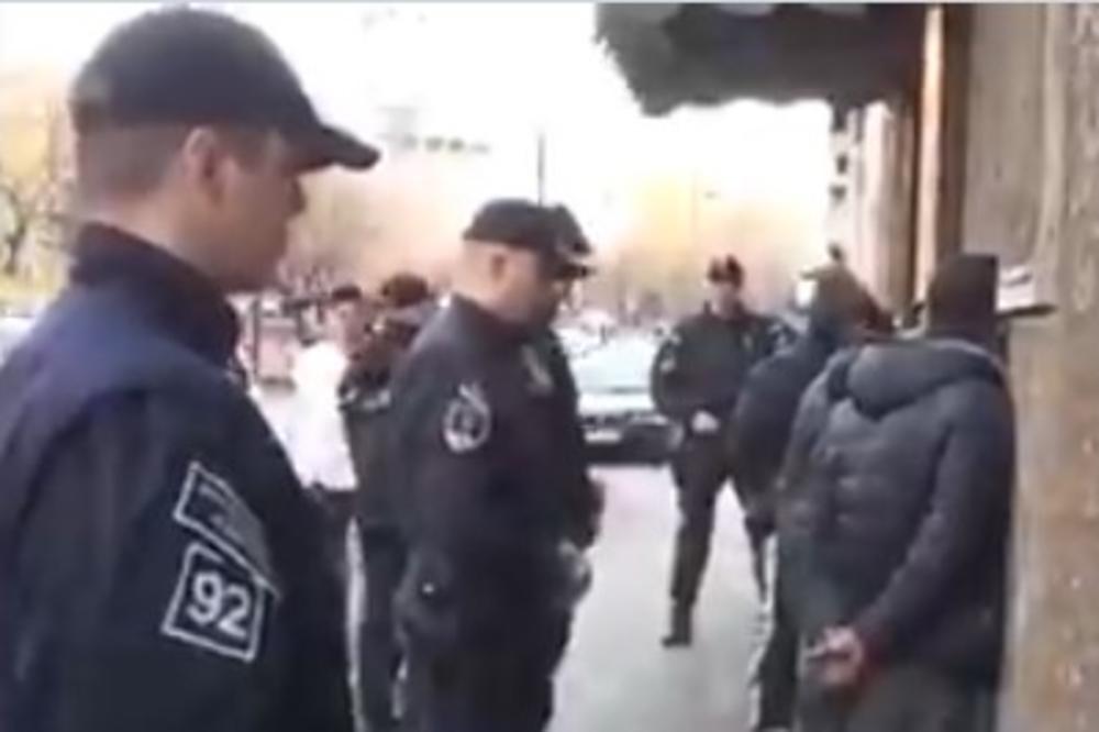 MIGRANTI NAPALI POLICIJU NOŽEVIMA U CENTRU BEOGRADA?! Ovako MALOUMNICI šire lažne vesti, NE NASEDAJTE! (VIDEO)