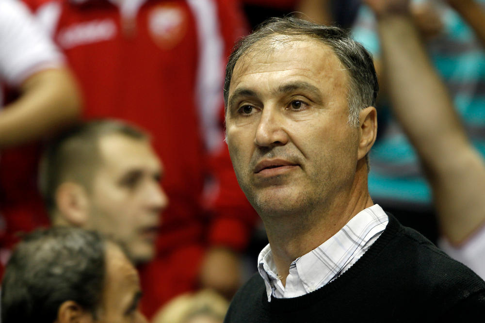 SIN MU IGRA ZA MAKABI, ALI ON ĆE NAVIJATI ZA ZVEZDU: Ovde ne postoji odnos otac-sin, ja sam uz crveno-bele do kraja