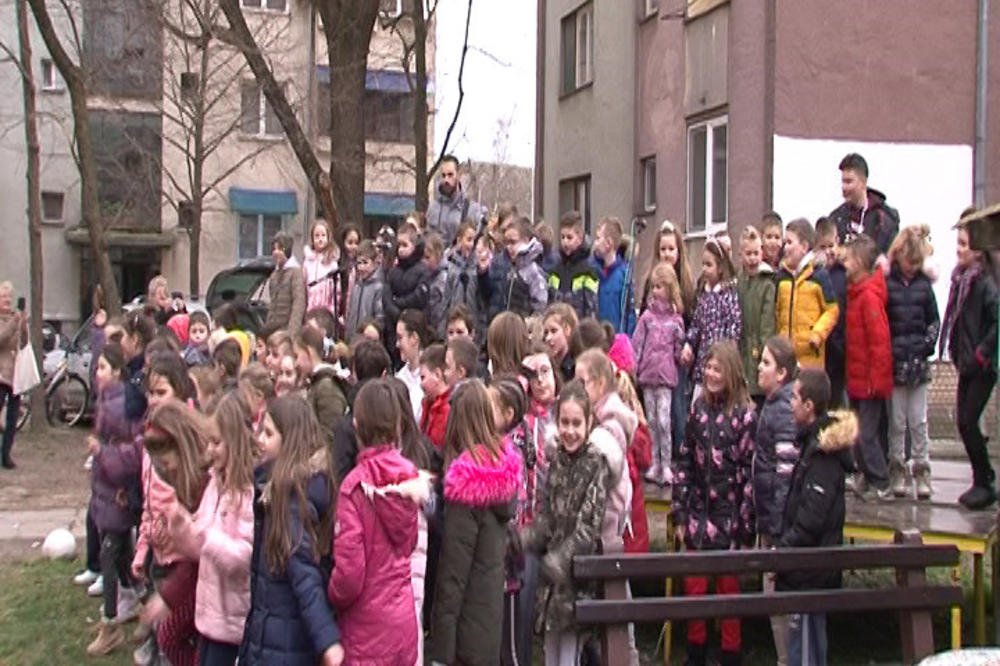 Deca iz Odžaka snimila spot podrške muzičaru Dušanu Kojiću - Koji