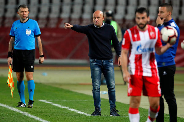 ONI SU TENK, A MI SMO GOLORUKI: Kad dolaze Zvezda i Partizan svi uživaju, samo trenera boli glava!