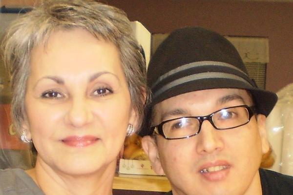 ZNALA JE DA NEŠTO S NJOM NE VALJA, A ONDA JOJ JE BAKA DALA OVE 2 AMAJLIJE: 30 godina KASNIJE saznala je i ZAŠTO