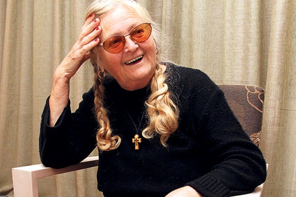 OVE DETALJE IZ ŽIVOTA MICE TRIFRTALJKE NISTE ZNALI: Otkriveno šta je RADILA, pa sada se SVE MENJA