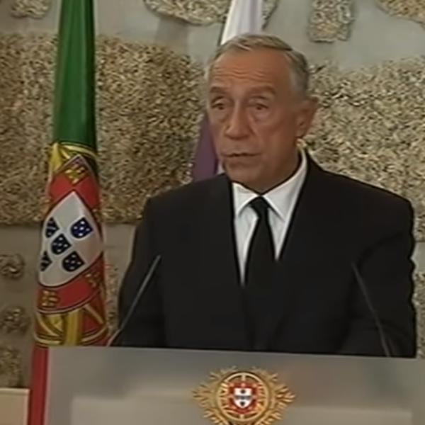 PREDSEDNIK POBEGAO OD KORONAVIRUSA! IZOLOVAO SE OD SVIH LJUDI: Otkazao sve javne nastupe!