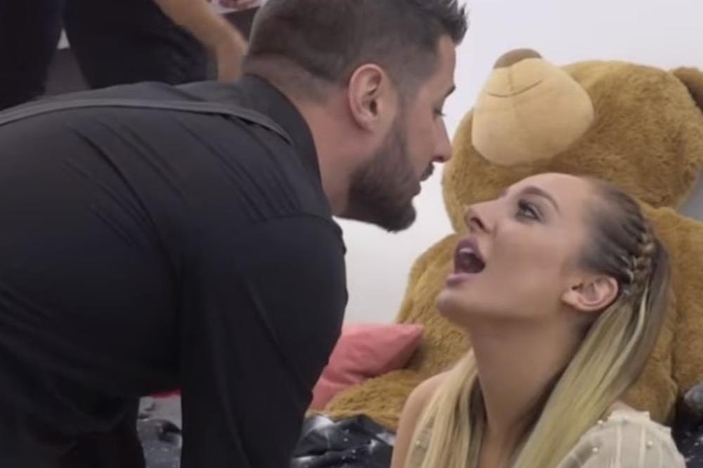 HAOS NA LUNINOM ROĐENDANU! Anabela se u pismu "odrekla" ćerke, Savo "provocirao" Marka pesmom, Đoganijeva PLAKALA