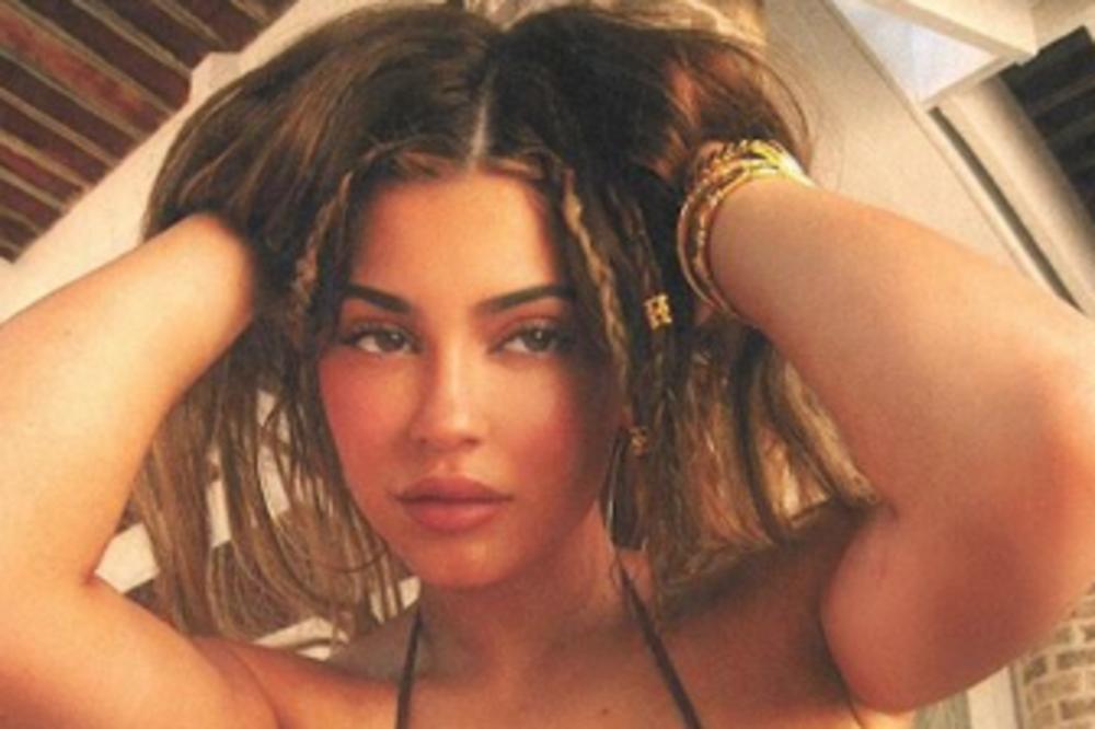 ONA JE NAJMLAĐA MILIJARDERKA! Njeno bogastvo ima više od deset cifara, a sada je sa trona skinula i Mark Zakenberga