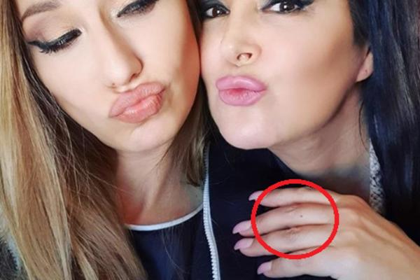 SAM ZNAK OD BOGA! NIJE SLUČAJNO ŠTO JE DRAGANA BOGATA I ŽIVI U DVORCU: Mladež na prstu GOVORI MNOGO više!
