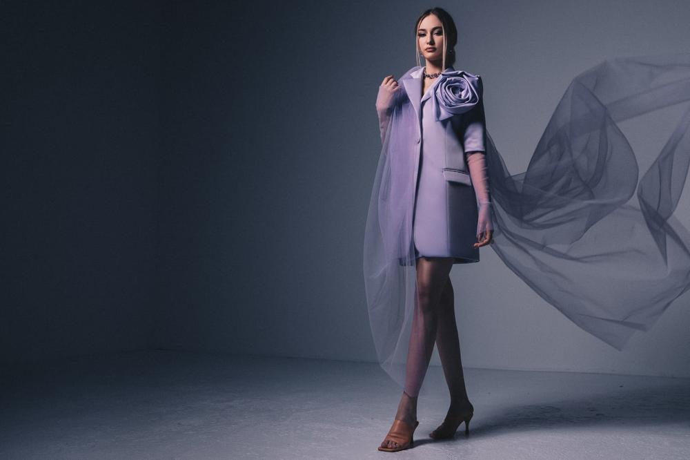 JOŠ JEDNA ZVEZDA U FAMILIJI POLUMENTA! Šaka svi znate, a evo ko je Adina o kojoj BRUJE SVI (VIDEO)