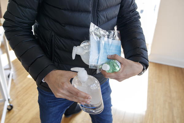 Lazarevac dezinfikovao ulicu i trotoare u cilju sprečavanja širenje Covid 19!