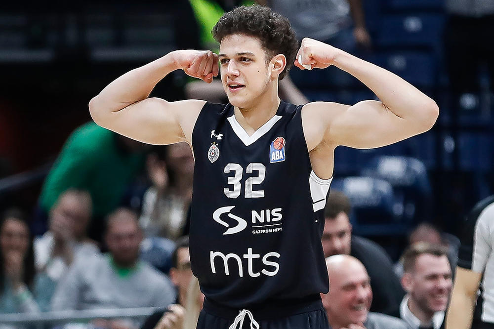 NE ŠTEDIM SE NIGDE, FOKUSIRAN SAM SAMO NA PARTIZAN: Trofej s reprezentacijom i NBA su ciljevi!