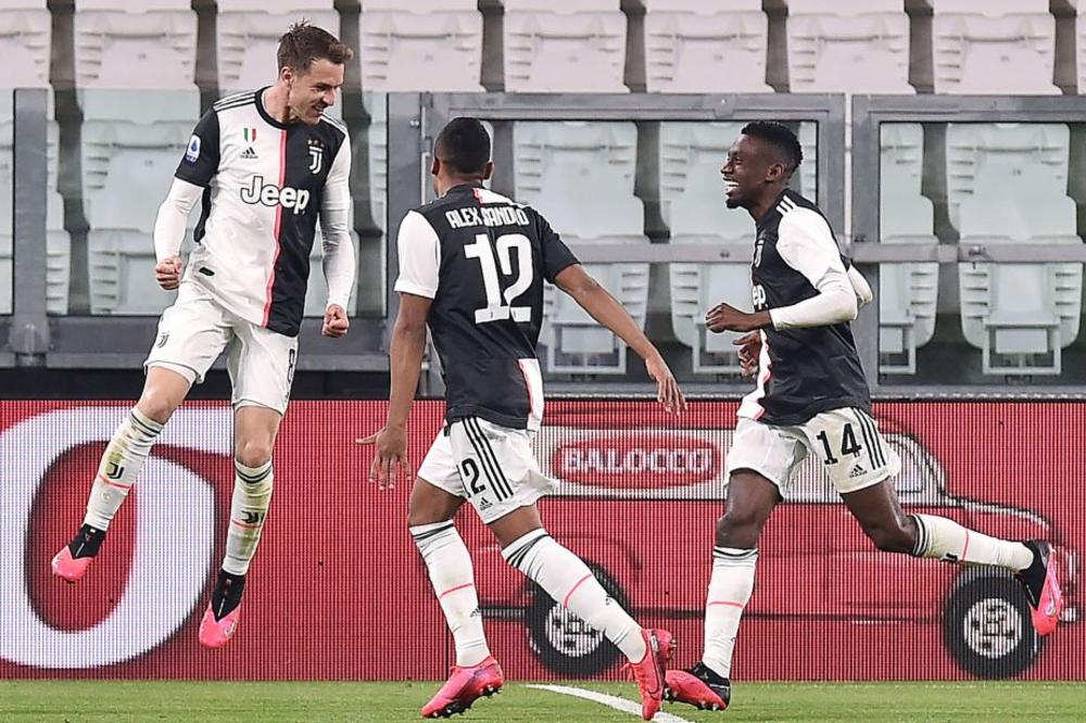 UBIJAO JE DO SAD SLAVNE LIČNOSTI: Ubio je ponovo, ali je usput sahranio i celu Seriju A!