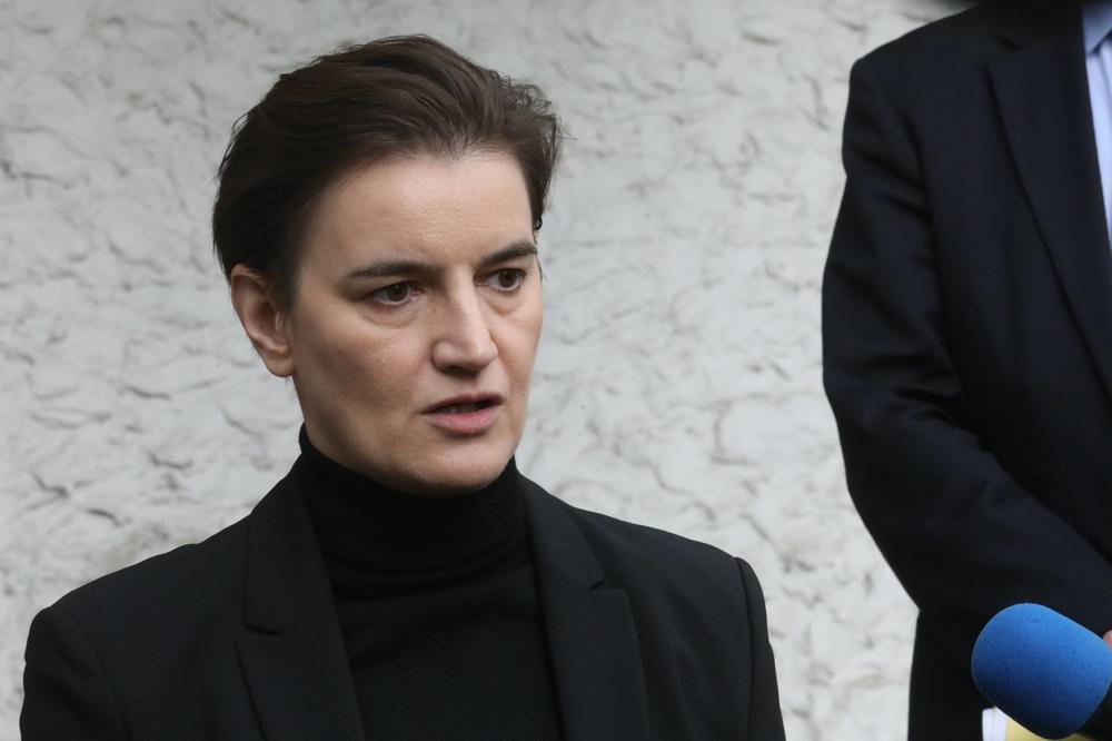 LAŽNE VESTI DIREKTNO UGROŽAVAJU ŽIVOTE! Ana Brnabić objasnila kako neproverene informacije utiču na pacijente!