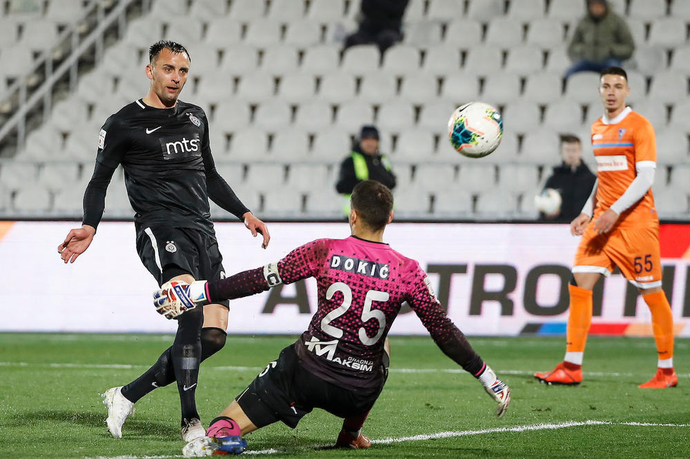 REČI KOJE ĆE ODUŠEVITI GROBARE, ALI I SAIGRAČE: Matić dao drugi gol za Partizan, pa istakao dva bitna detalja!