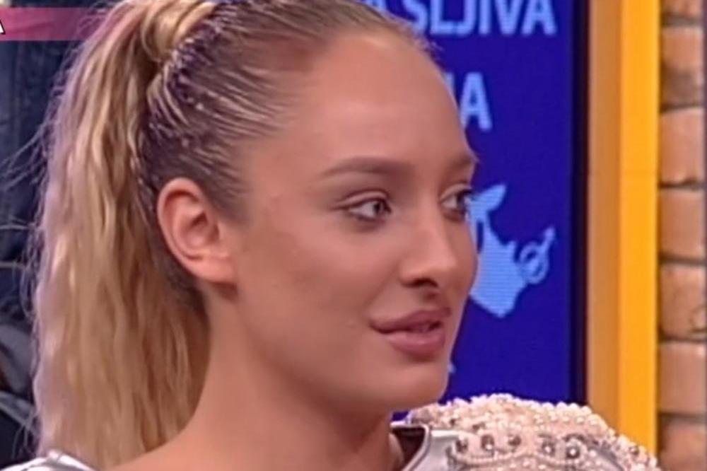 EKSKLUZIVNA FOTOGRAFIJA GOLE LUNE ĐOGANI! Šokiraćete se kada vidite gde je uslikana!