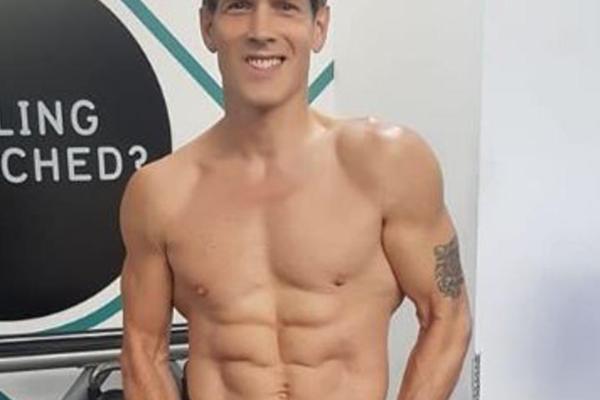 OVAJ TIP IMA SEDMORO UNUČADI: Dobro ste pročitali, ali TO NIJE SVE! (FOTO)